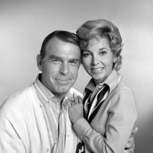 Still of Beverly Garland and Fred MacMurray in My Three Sons (1960)