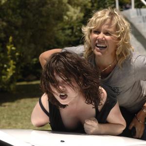 Robyn Malcolm and Antonia Prebble as Cheryl and Loretta West Outrageous Fortune 4 Episode 12008