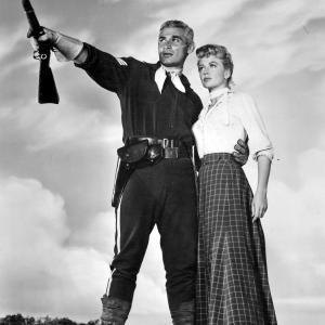 Still of Jeff Chandler and Dorothy Malone in Pillars of the Sky 1956