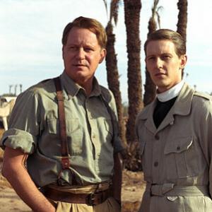 Still of Stellan Skarsgrd and Gabriel Mann in Egzorcistas pradzia 2004