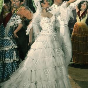 Still of Luis Mariano and Carmen Sevilla in La belle de Cadix 1953
