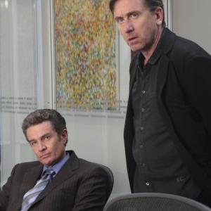 Still of Tim Roth and James Marsters in Melo teorija 2009
