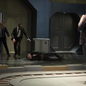 Still of Jesse L. Martin, Danielle Panabaker, Rick Cosnett, Grant Gustin and Carlos Valdes in The Flash (2014)