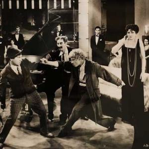 Still of Groucho Marx, Margaret Dumont, Chico Marx, Harpo Marx and The Marx Brothers in Animal Crackers (1930)
