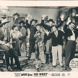 Groucho Marx, John Carroll, Walter Woolf King, Diana Lewis, Chico Marx and Harpo Marx in Go West (1940)