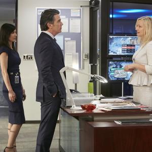 Still of Peter Gallagher, Kari Matchett, Perrey Reeves and Arthur Campbell in Covert Affairs (2010)