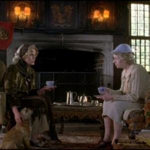 Still of Joanna Lumley and Geraldine McEwan in Agatha Christies Marple The Body in the Library 2004