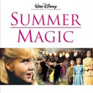Hayley Mills Burl Ives and Dorothy McGuire in Summer Magic 1963