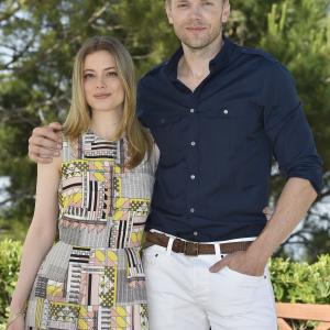 Gillian Jacobs and Joel McHale attend a photocall at Monte Carlo Bay resort on June 9 2014 at the 54th MonteCarlo Television Festival