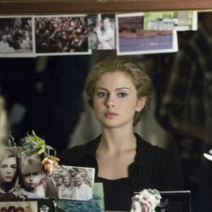 Still of Rose McIver in Petals on the Wind 2014
