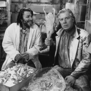 Still of Fisher Stevens and Michael McKean in Short Circuit 2 1988