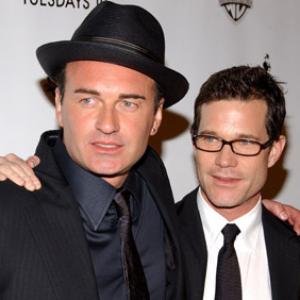 Julian McMahon and Dylan Walsh at event of Grozio peilis (2003)