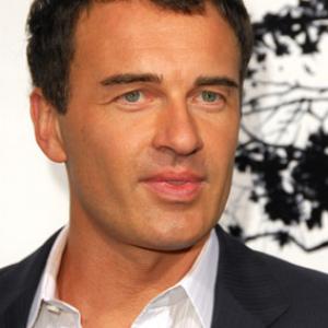 Julian McMahon at event of Premonition 2007