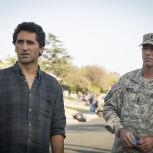 Still of Cliff Curtis and Jamie McShane in Fear the Walking Dead (2015)