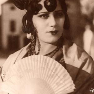Still of Raquel Meller in Carmen (1926)