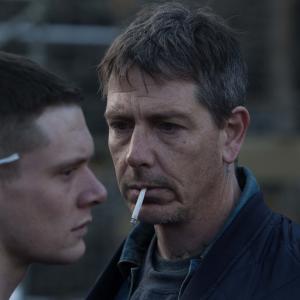 Still of Ben Mendelsohn and Jack O'Connell in Starred Up (2013)