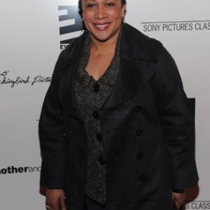 S. Epatha Merkerson at event of Mother and Child (2009)