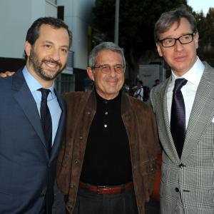 Ron Meyer, Judd Apatow and Paul Feig at event of Sunokusios pamerges (2011)