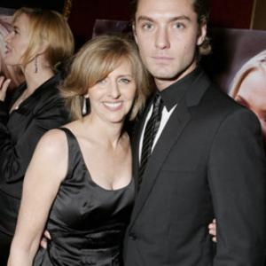 Jude Law and Nancy Meyers at event of The Holiday (2006)