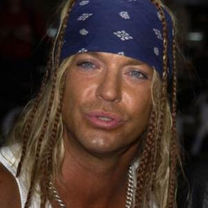 Bret Michaels at event of Rock Star (2001)