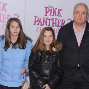 Lorne Michaels at event of The Pink Panther 2 (2009)