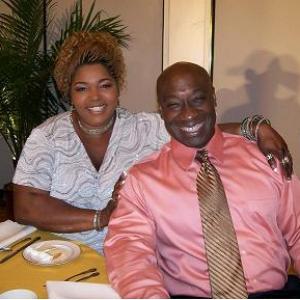 Liz Mikel and Michael Clark Duncan on the set of WELCOME HOME ROSCOE JENKINS