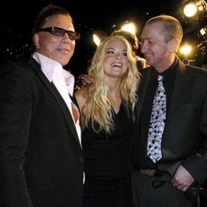 Mickey Rourke, Jaime King and Frank Miller at event of Nuodemiu miestas (2005)