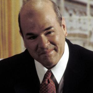 Larry Miller in Max Keeble's Big Move (2001)