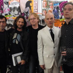Michael Stipe, Bill Berry, Peter Buck, Mike Mills, Eddie Vedder