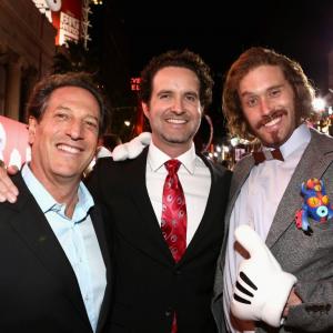 Robert L Baird Andrew Millstein and TJ Miller at event of Galingasis 6 2014
