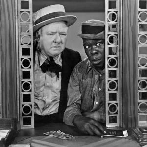 Still of W.C. Fields and Billy Mitchell in The Bank Dick (1940)