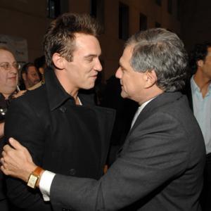 Jonathan Rhys Meyers and Leslie Moonves at event of The Tudors 2007