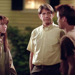Still of Peter Coyote Mandy Moore and Shane West in Isimintinas kelias 2002