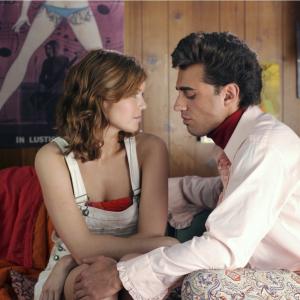 Still of Bobby Cannavale and Mandy Moore in Romance & Cigarettes (2005)