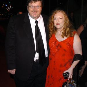 Kathleen Glynn and Michael Moore at event of DeLovely 2004