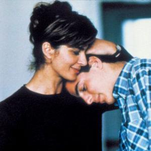 Still of Laura Morante and Giuseppe Sanfelice in La stanza del figlio 2001