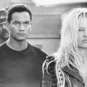 Still of Pamela Anderson and Temuera Morrison in Barb Wire 1996