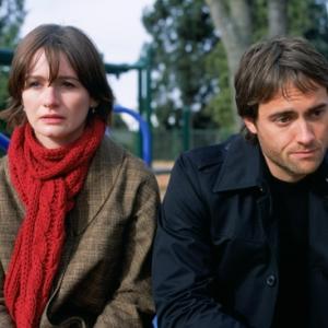 Still of Emily Mortimer and Stuart Townsend in Chaos Theory (2008)