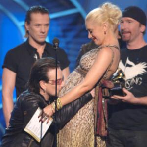 Gwen Stefani Bono Larry Mullen Jr and The Edge at event of The 48th Annual Grammy Awards 2006