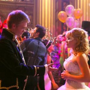 Still of Hilary Duff and Chad Michael Murray in A Cinderella Story 2004