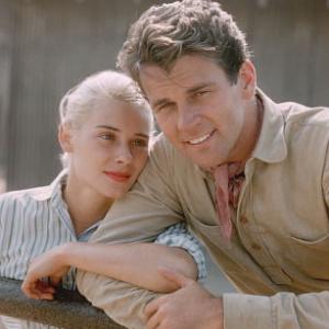 Don Murray and Hope Lange