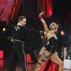 Still of Ty Murray and Chelsie Hightower in Dancing with the Stars (2005)