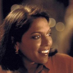 DirectorProducer Mira Nair on the set of MONSOON WEDDING an Odeon Films Inc release