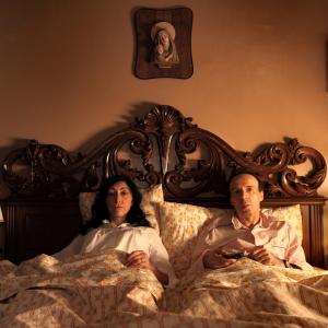 Still of Roberto Benigni and Monica Nappo in I Roma su meile (2012)