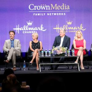 Andie MacDowell Dylan Neal Teryl Rothery Bruce Boxleitner Barbara Niven and Debbie Macomber at Summer TCA 2013