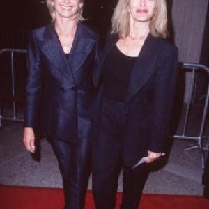 Olivia Newton-John and Rona Newton-John at event of Mad City (1997)