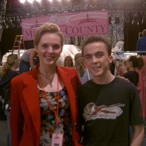 Katherine Norland and Frankie Muniz on the set of Malcolm in the Middle
