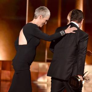 Jamie Lee Curtis and David Nutter at event of The 67th Primetime Emmy Awards 2015