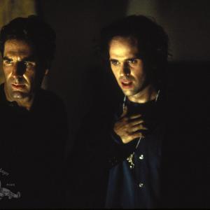 Still of Scott Bakula and Kevin J. O'Connor in Lord of Illusions (1995)