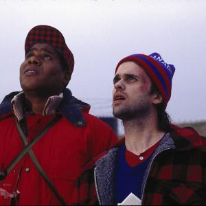 Still of Bill Nunn and Kevin J. O'Connor in Canadian Bacon (1995)
